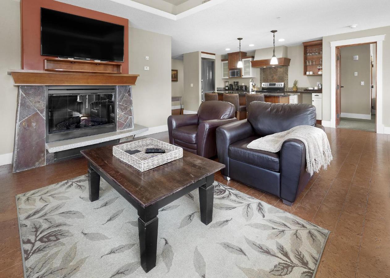 Sunset Ridge - Luxurious Corner Condo - Spectacular Mt Views With Open Pool! Canmore Luaran gambar